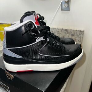Jordan 2 size 7y